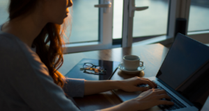 filing-form-laptop-working-remote