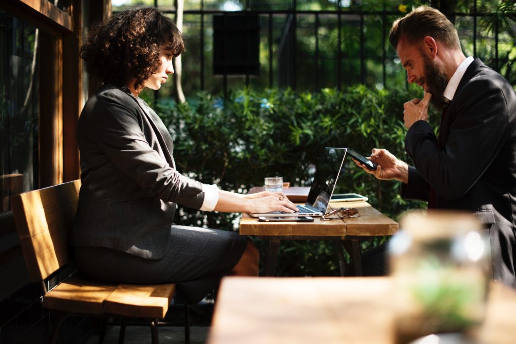 business-meeting-computer