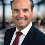 jonathan schnatz headshot